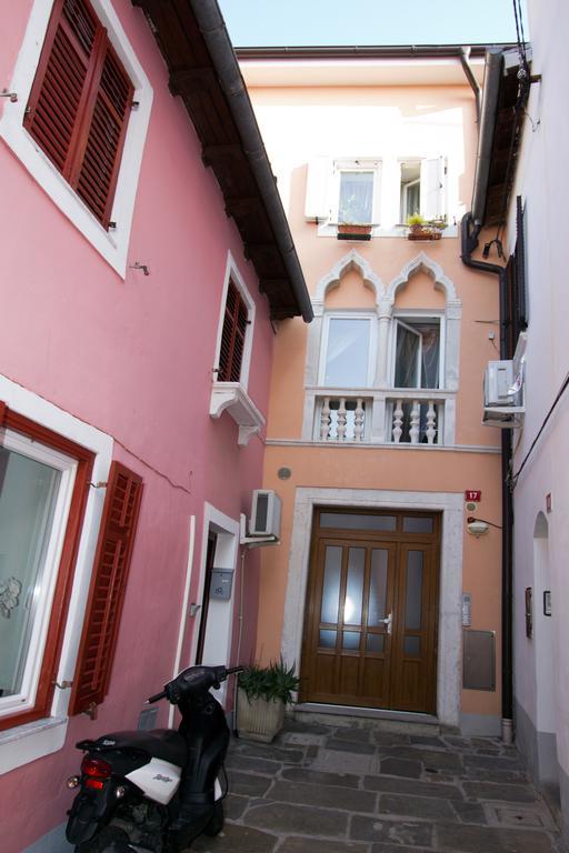 Apartment Perc Koper Buitenkant foto